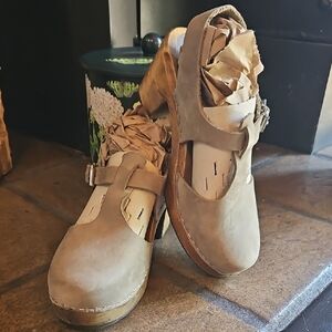 Lotta From Stockholm Tan Leather Mules